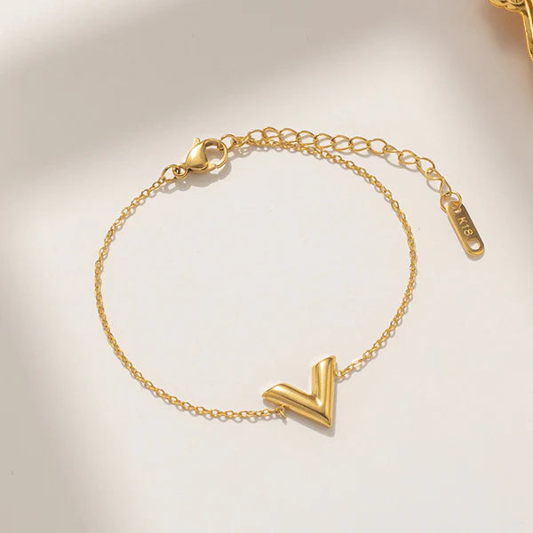 Stellar Curve Bracelet