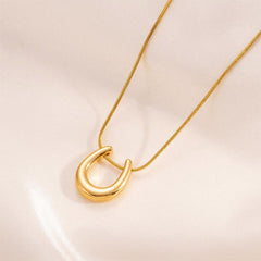 Lustra Shape Necklace
