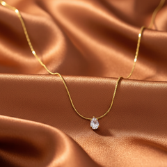 Oria Teardrop Necklace